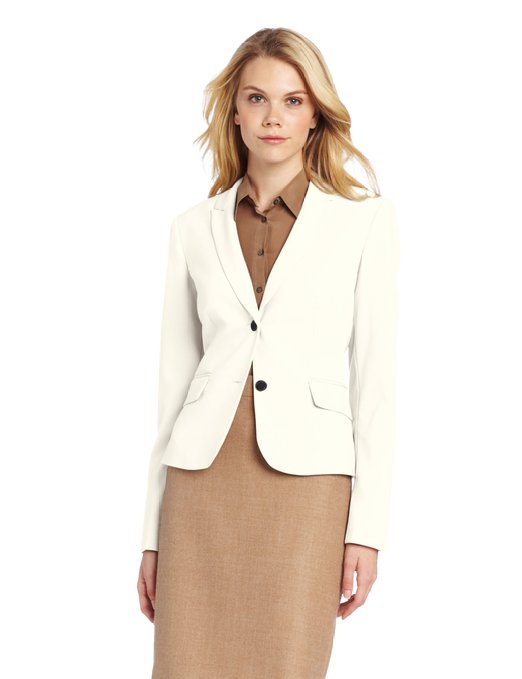 Suits – the base for women’s office attire – Latest Trend Fashion