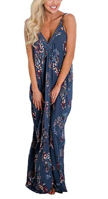 Are Maxi Dresses In Style 2022