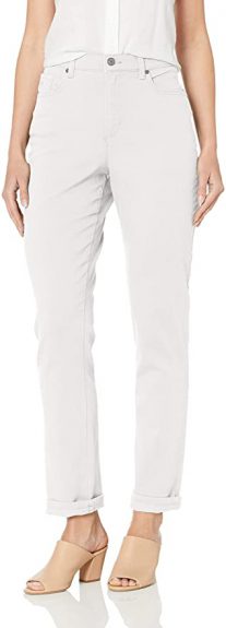 White Jeans In Winter 2022