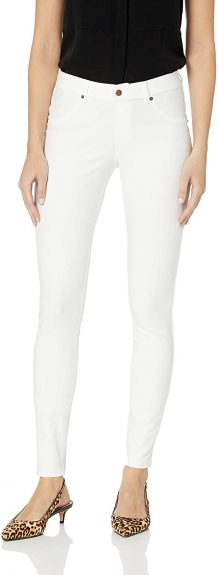 White Jeans In Winter 2022