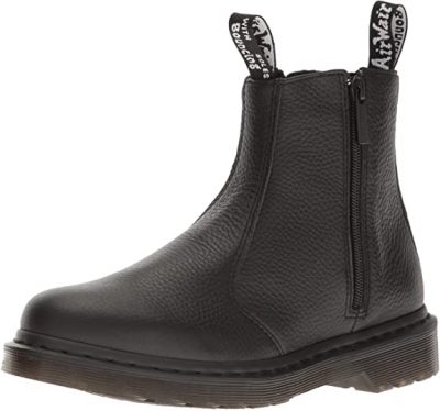 Are Chelsea Boots In Style 2023