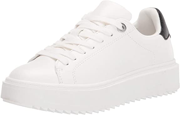 Are White Sneakers In Style 2023 – Latest Trend Fashion